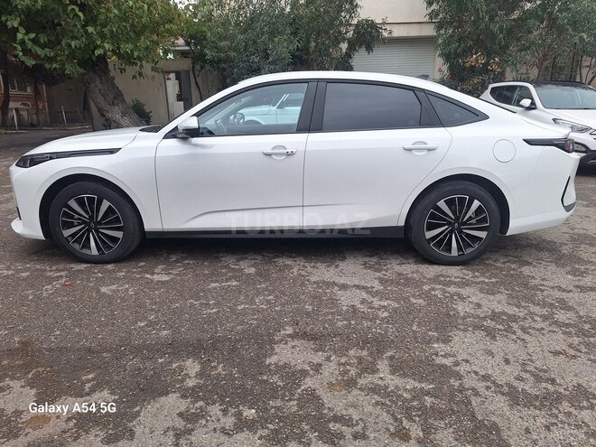 Changan Qiyuan A05 2025, 48,000 km - 1.5 l - Bakı