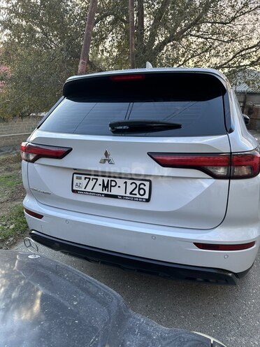 Mitsubishi Outlander 2023, 22,850 km - 2.5 l - Bakı