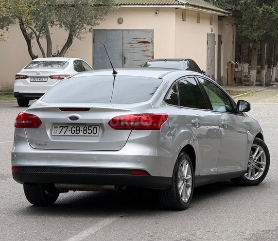 Ford Focus 2015, 187,000 km - 1.5 l - Bakı