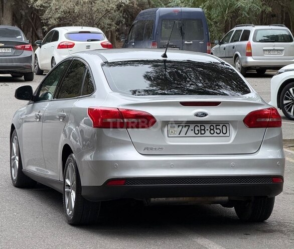 Ford Focus 2015, 187,000 km - 1.5 l - Bakı