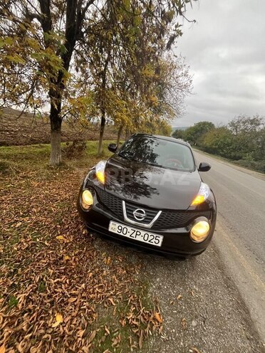 Nissan Juke 2012, 207,000 km - 1.6 л - Quba