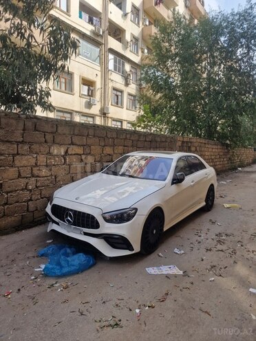 Mercedes E 250 4MATIC 2015, 234,000 km - 2.1 l - Bakı