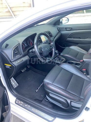 Hyundai Elantra 2017, 170,584 km - 1.6 l - Bakı