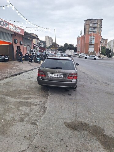 Mercedes E 220 2008, 372,728 km - 2.2 l - Bakı