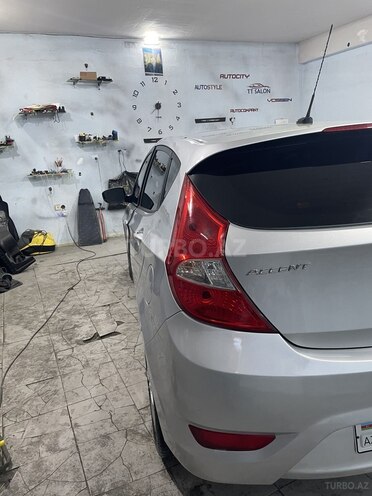 Hyundai Accent 2012, 160,934 km - 1.4 l - Bakı
