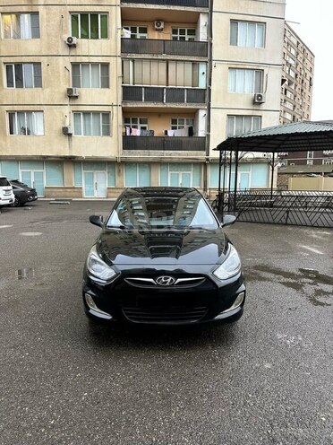 Hyundai Accent 2014, 245,000 km - 1.4 l - Bakı