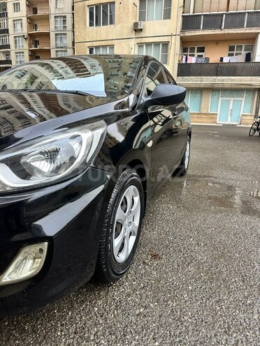 Hyundai Accent 2014, 245,000 km - 1.4 l - Bakı