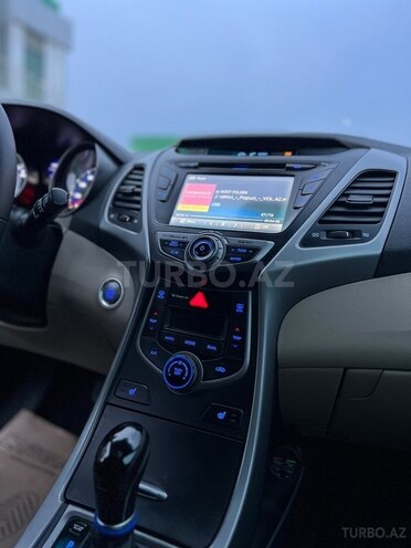Hyundai Elantra 2014, 280,000 km - 1.8 l - İmişli