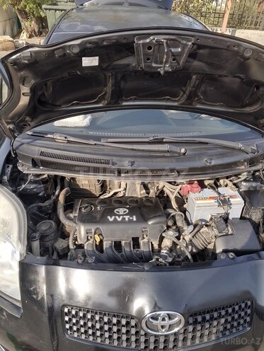 Toyota Yaris 2008, 300,000 km - 1.3 l - Bakı