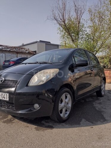 Toyota Yaris 2008, 300,000 km - 1.3 l - Bakı
