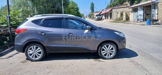 Hyundai Tucson 2009, 208,112 km - 2.0 l - Qusar