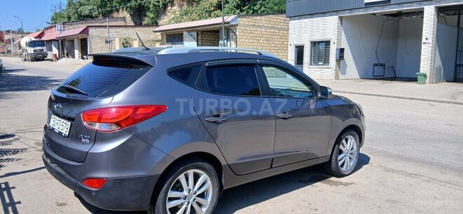 Hyundai Tucson 2009, 208,112 km - 2.0 l - Qusar