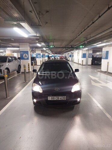 Toyota Corolla 2005, 300,000 km - 1.4 l - Bakı