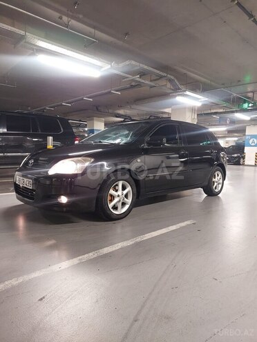 Toyota Corolla 2005, 300,000 km - 1.4 l - Bakı
