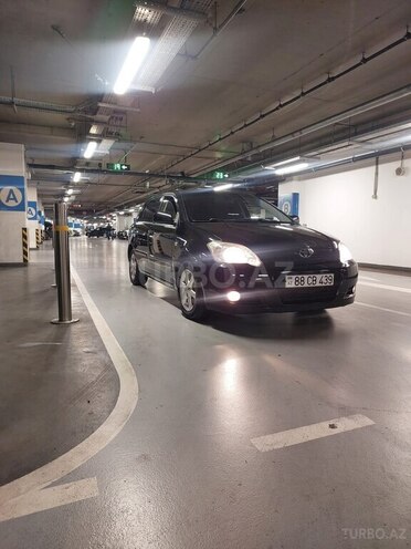 Toyota Corolla 2005, 300,000 km - 1.4 l - Bakı