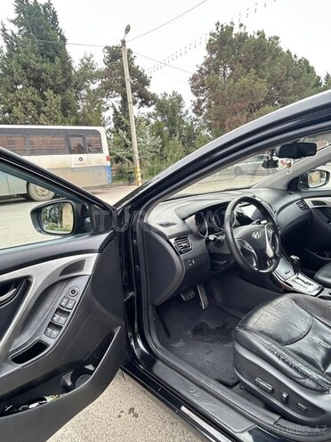 Hyundai Elantra 2011, 229,000 km - 1.8 л - Şirvan