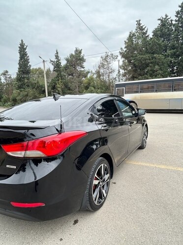 Hyundai Elantra 2011, 229,000 km - 1.8 л - Şirvan