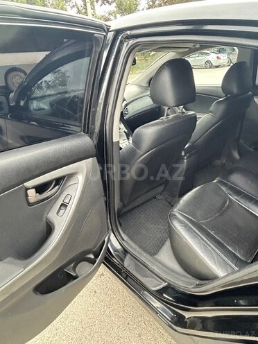 Hyundai Elantra 2011, 229,000 km - 1.8 л - Şirvan