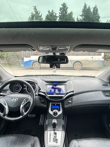 Hyundai Elantra 2011, 229,000 km - 1.8 л - Şirvan