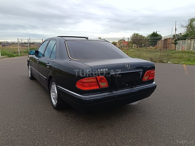 Mercedes E 240 1999, 353,000 km - 2.4 л - Bakı