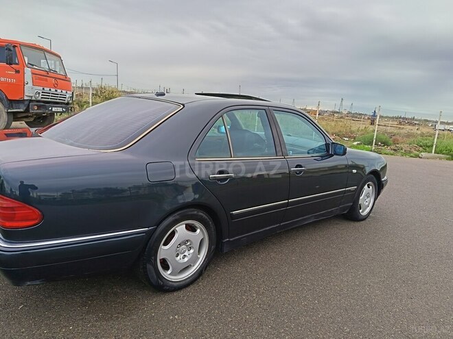 Mercedes E 240 1999, 353,000 km - 2.4 л - Bakı