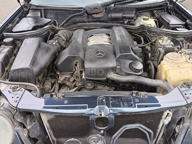 Mercedes E 240 1999, 353,000 km - 2.4 л - Bakı