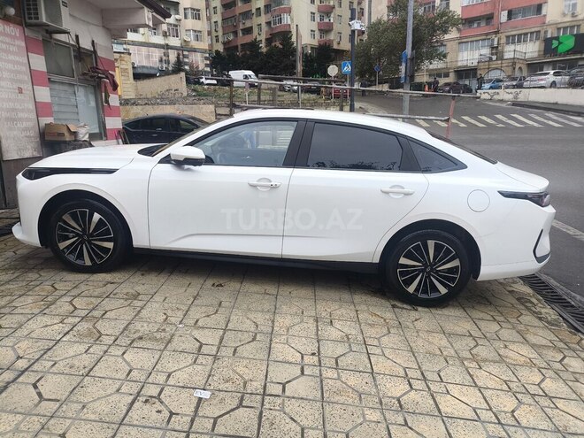 Changan Qiyuan A05 2025, 23,000 km - 1.5 l - Bakı