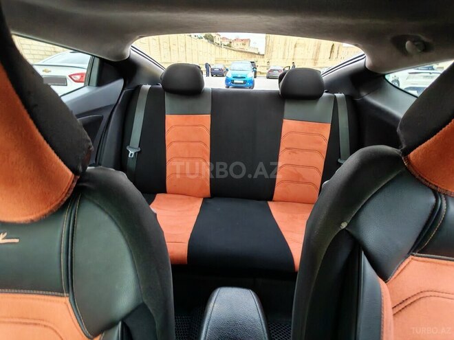 Hyundai Veloster 2011, 195,653 km - 1.6 l - Bakı