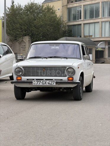 LADA (VAZ) 21011 1984, 185,000 km - 1.3 l - Salyan