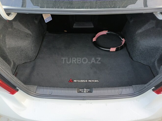 Mitsubishi Mirage 2020, 99,000 km - 1.2 l - Bakı