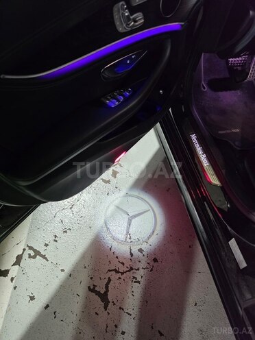 Mercedes E 220 d 4MATIC 2020, 158,000 km - 2.0 l - Bakı