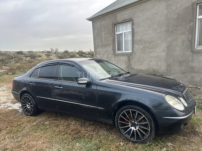 Mercedes E 270 2002, 382,000 km - 2.7 l - Bakı