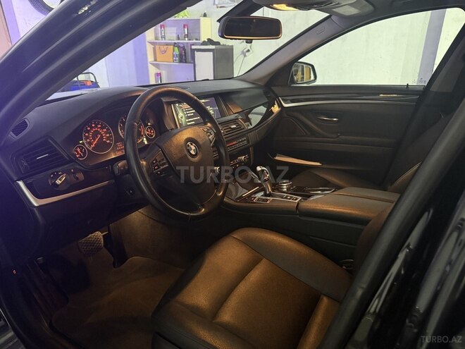 BMW 520 2014, 301,000 km - 2.0 l - Bakı