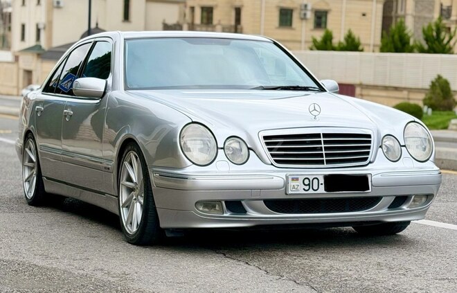 Mercedes E 240 2000, 365,000 km - 2.4 l - Bakı