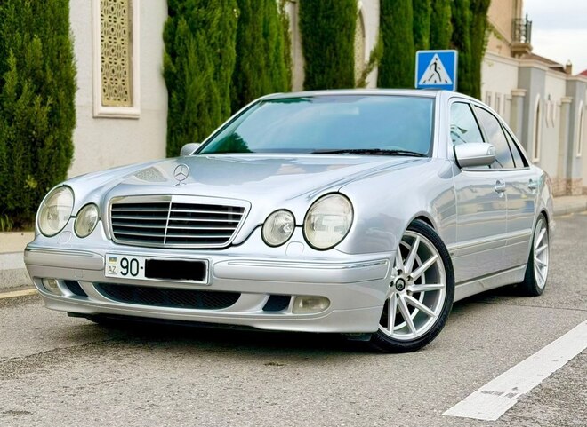 Mercedes E 240 2000, 365,000 km - 2.4 l - Bakı