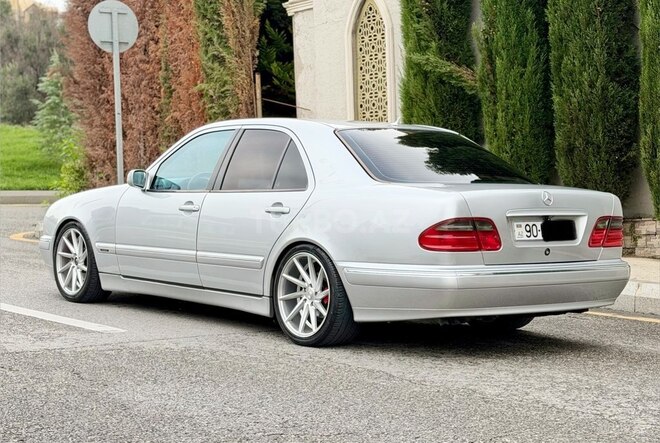 Mercedes E 240 2000, 365,000 km - 2.4 l - Bakı