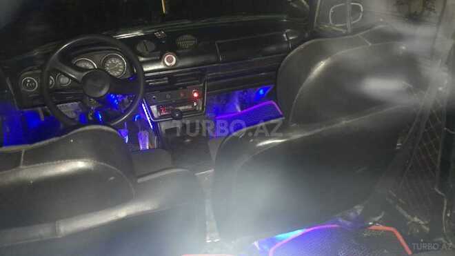 LADA (VAZ) 2106 1988, 1 km - 1.6 l - Quba