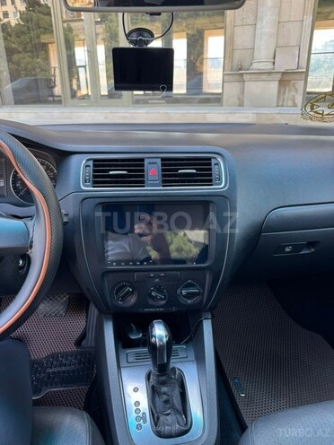 Volkswagen Jetta 2013, 170,000 km - 1.8 l - Bakı