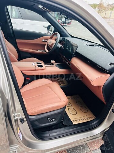 Changan  2025, 13,957 km - 1.5 l - Bakı