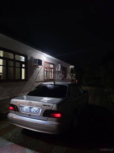 Mercedes E 250 1996, 300,000 km - 2.5 l - Cəlilabad