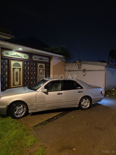 Mercedes E 250 1996, 300,000 km - 2.5 l - Cəlilabad