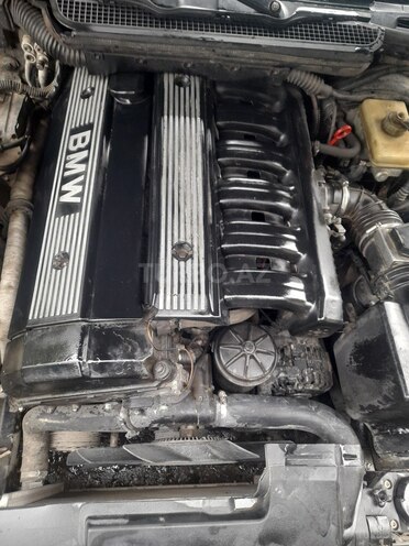 BMW 325 1991, 222,000 km - 2.5 l - Saatlı