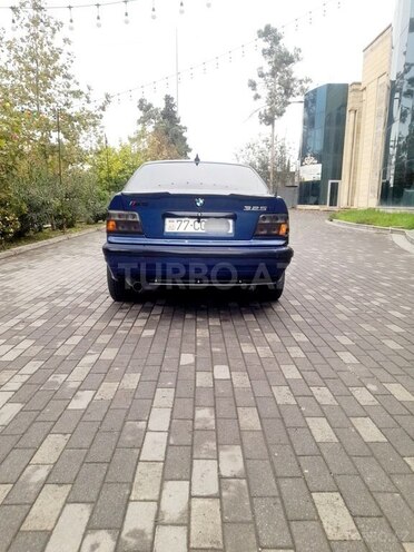 BMW 325 1991, 222,000 km - 2.5 l - Saatlı