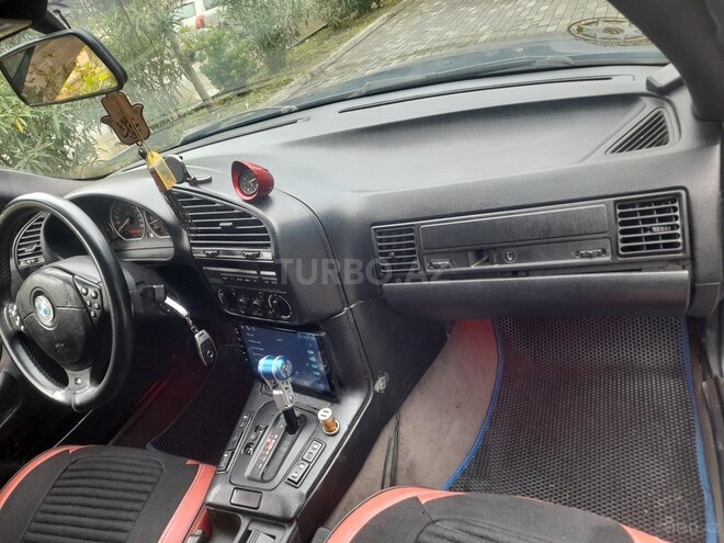 BMW 325 1991, 222,000 km - 2.5 l - Saatlı