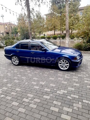 BMW 325 1991, 222,000 km - 2.5 l - Saatlı