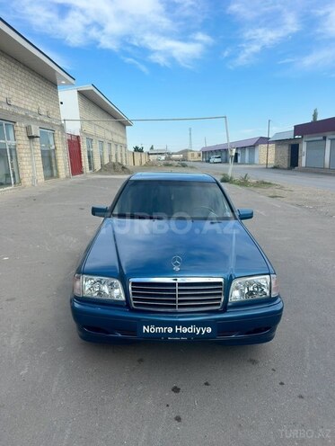Mercedes C 200 1997, 320,000 km - 2.0 l - Gəncə