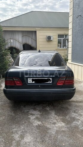 Mercedes E 240 1998, 285,000 km - 2.4 l - Bakı
