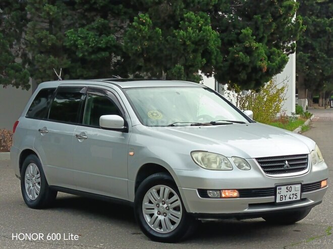 Mitsubishi Airtrek 2002, 299,000 km - 2.4 л - Sumqayıt
