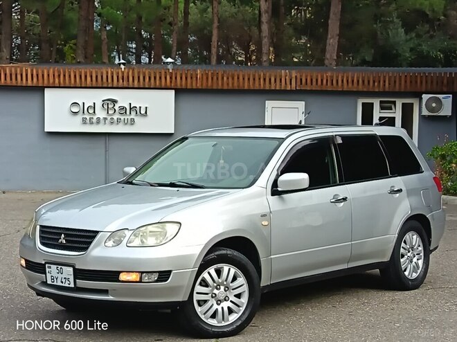 Mitsubishi Airtrek 2002, 299,000 km - 2.4 л - Sumqayıt