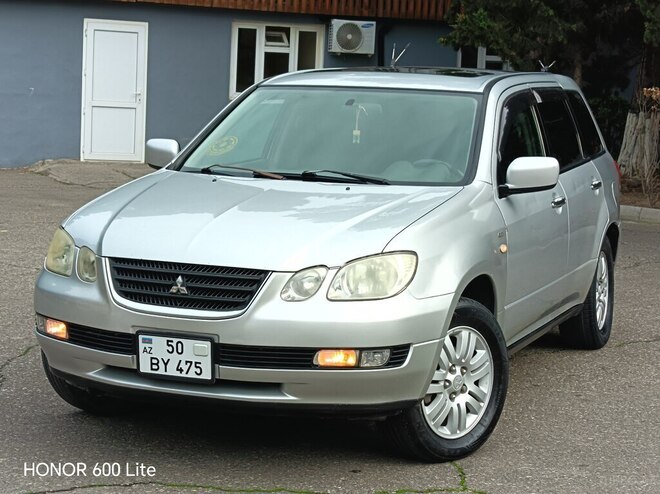 Mitsubishi Airtrek 2002, 299,000 km - 2.4 л - Sumqayıt